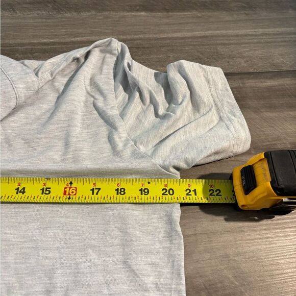 Men’s Travis Matthew Gray Golf Polo Shirt Size Medium Casual - Picture 4 of 5